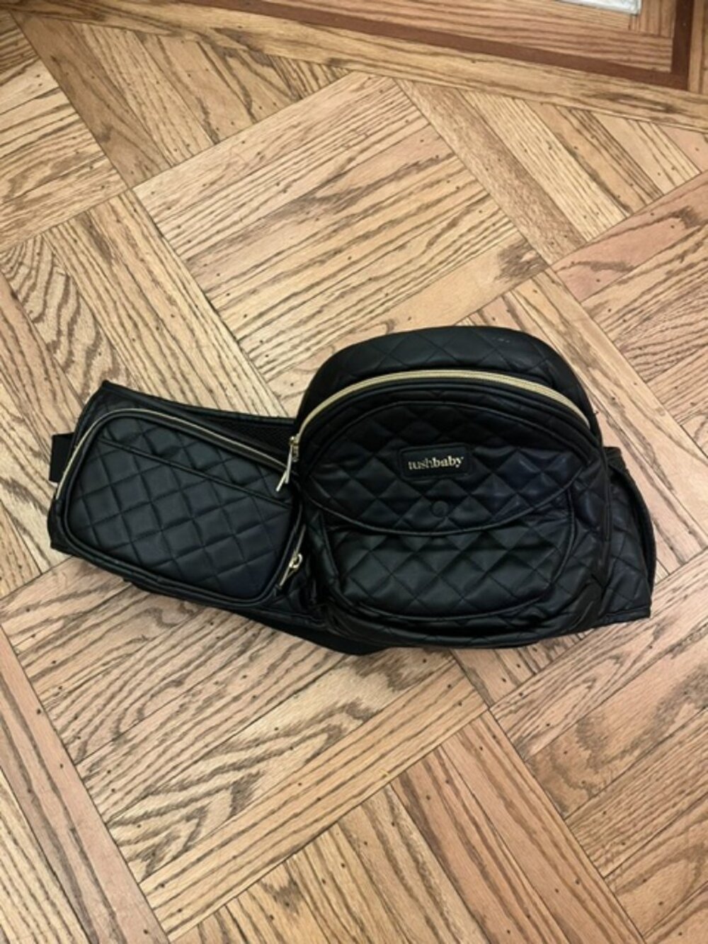 Tushbaby Hip Seat Carrier in Quilted Black Vegan Leather